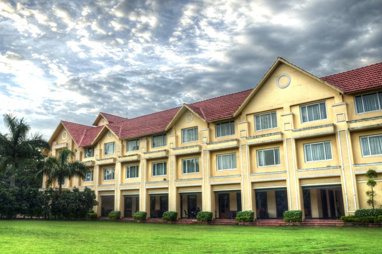 คันทรี โรด รีสอร์ท Haora ภายนอก รูปภาพ