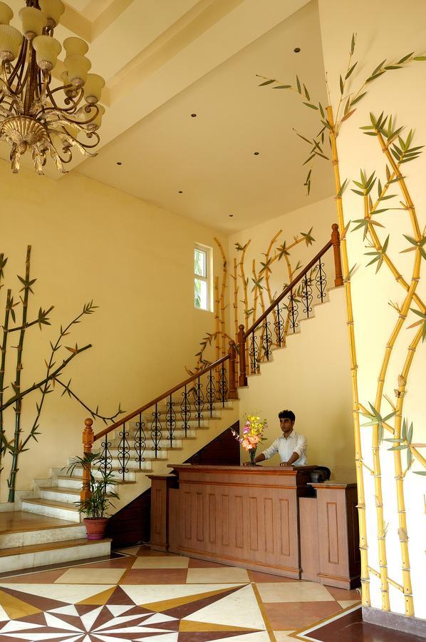 คันทรี โรด รีสอร์ท Haora ภายนอก รูปภาพ